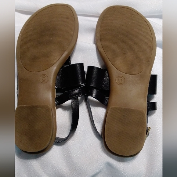 Target Lot of 2 Pair Thong Sandals Mossimo Merona - Picture 6 of 10